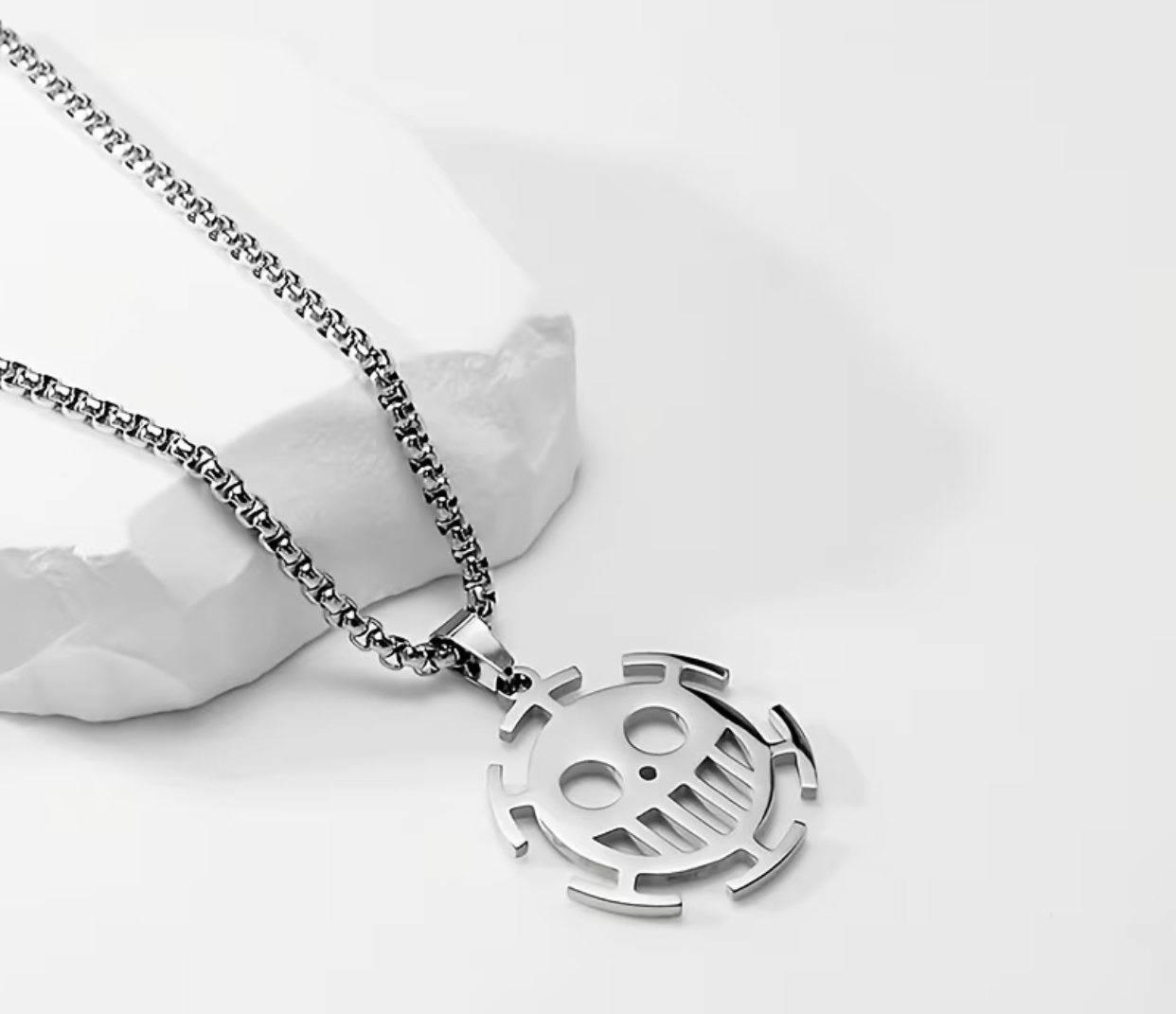 Heart Pirates Jolly Roger Necklace